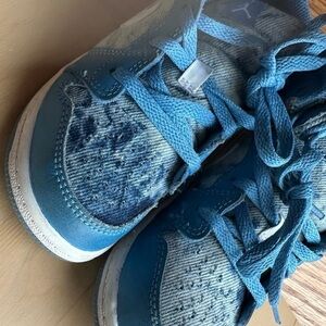 Nike Kids Light Blue and Denim-Style Sneakers